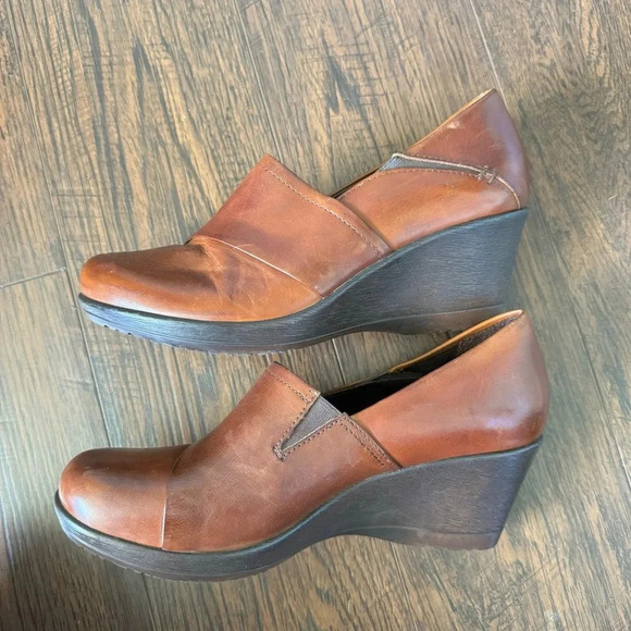 Dansko Rosaline Brown Leather Slip On Wedge Clog Women’s Size 9.5/10 - Picture 1 of 9
